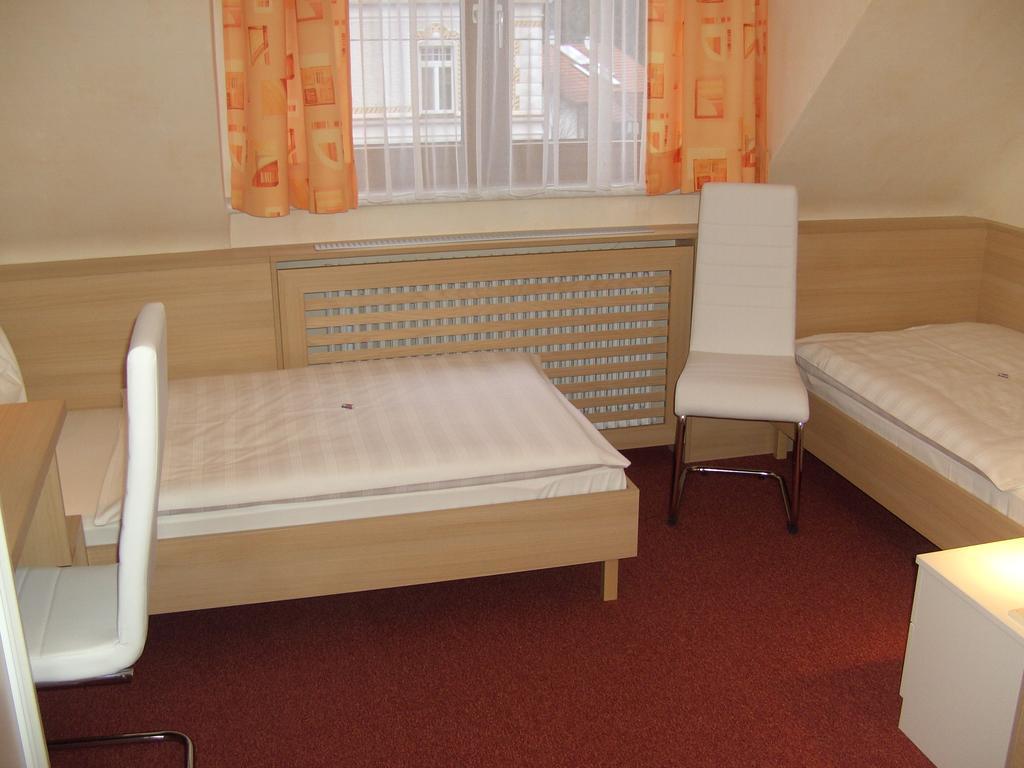 Fruehstueckspension Leopold Janu Senftenberg Room photo