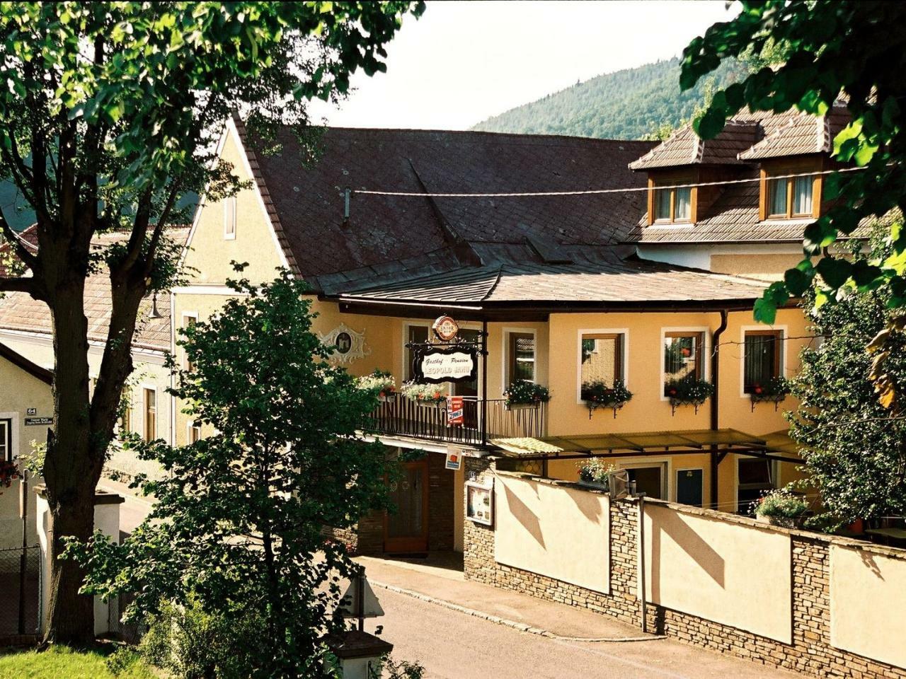 Fruehstueckspension Leopold Janu Senftenberg Exterior photo