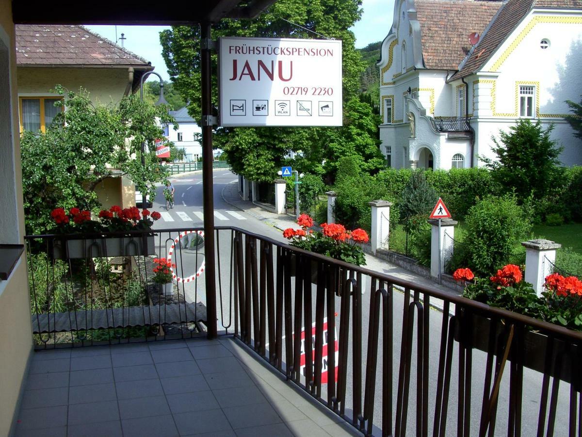 Fruehstueckspension Leopold Janu Senftenberg Exterior photo